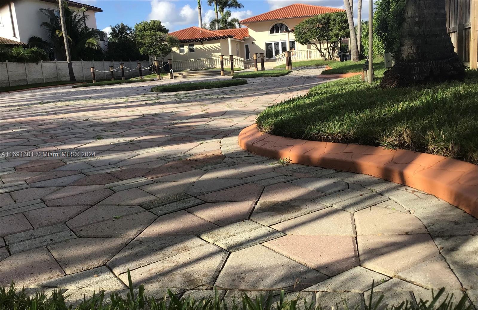 13460 Southwest 32nd Street Miami, FL 33175 - Photo 4 of 99
