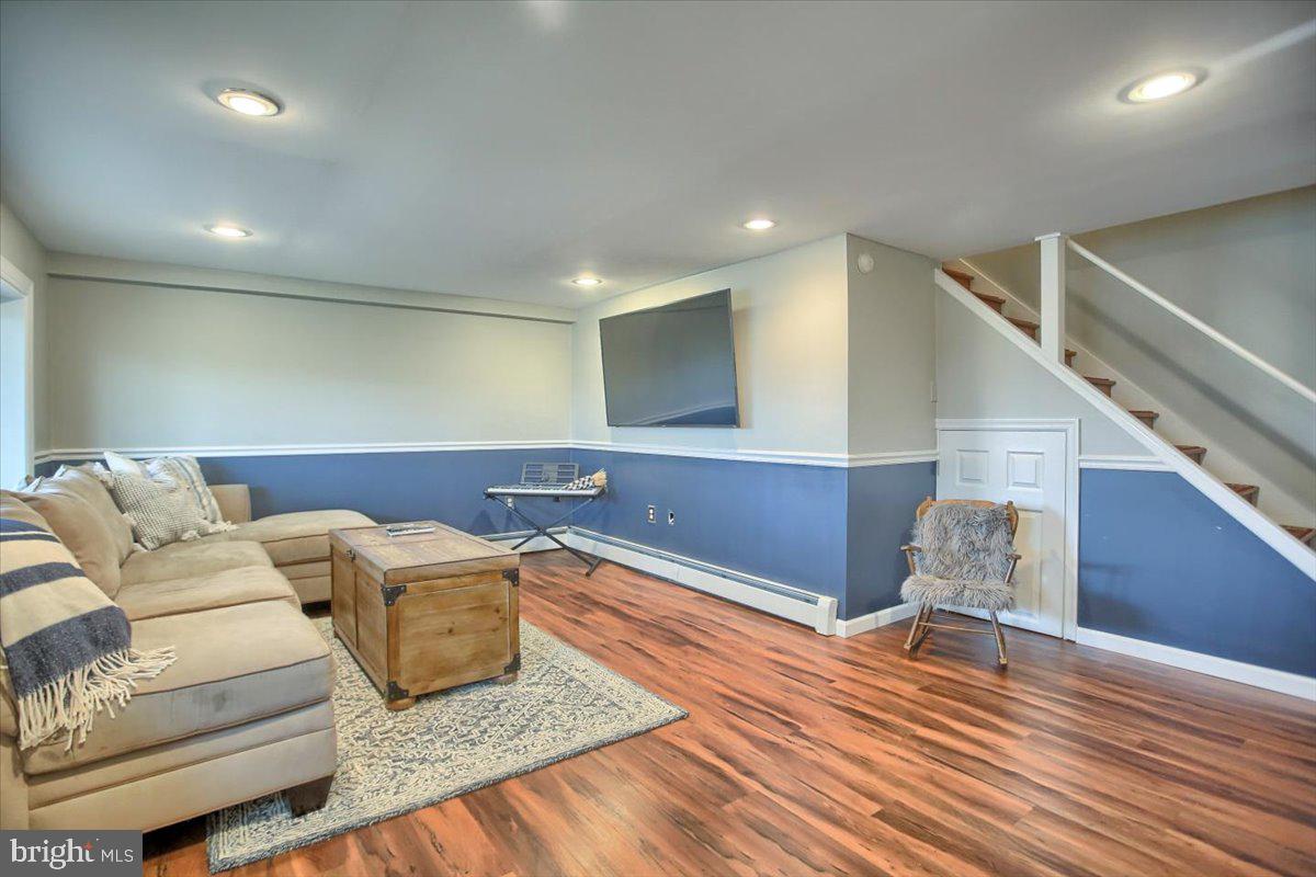 3547 Byrne Road Philadelphia, PA 19154 - Photo 27 of 36 Finished Basement