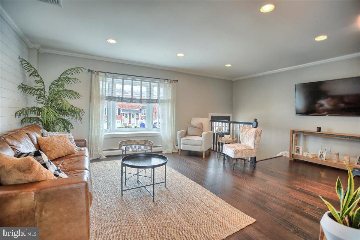 3547 Byrne Road Philadelphia, PA 19154 - Photo 5 of 36 Gallery Image 5