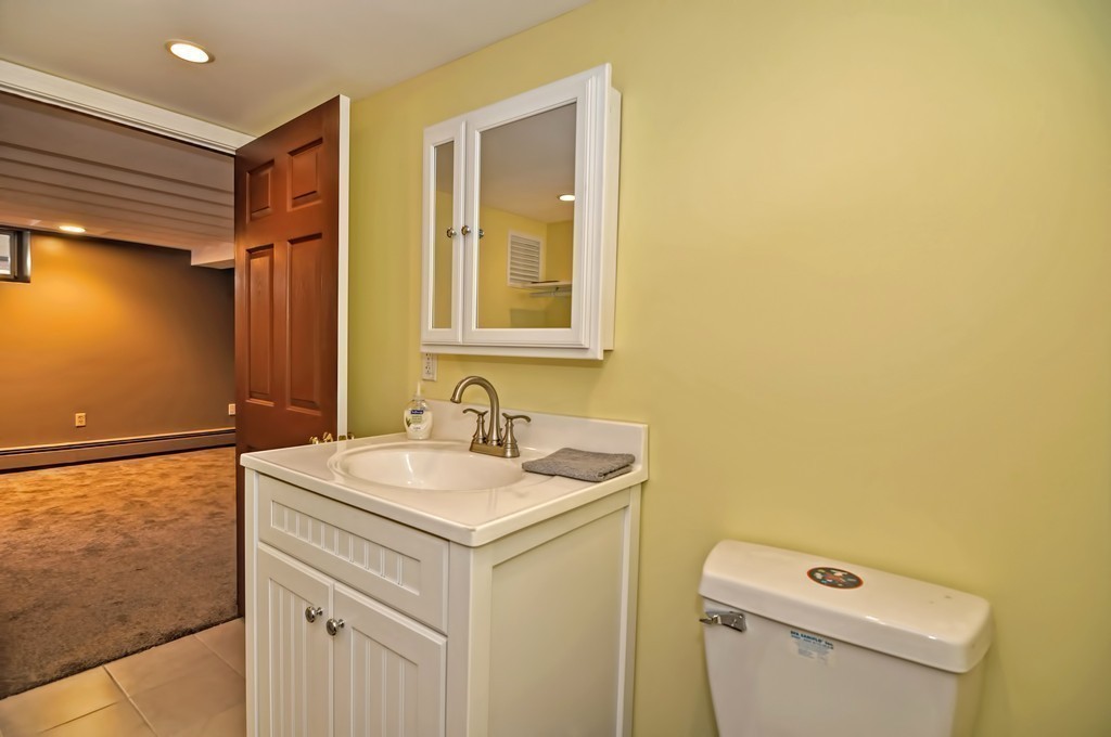 77 Bellevue Road Lynn, MA 01904 - Photo 23 of 30 Gallery Image 23