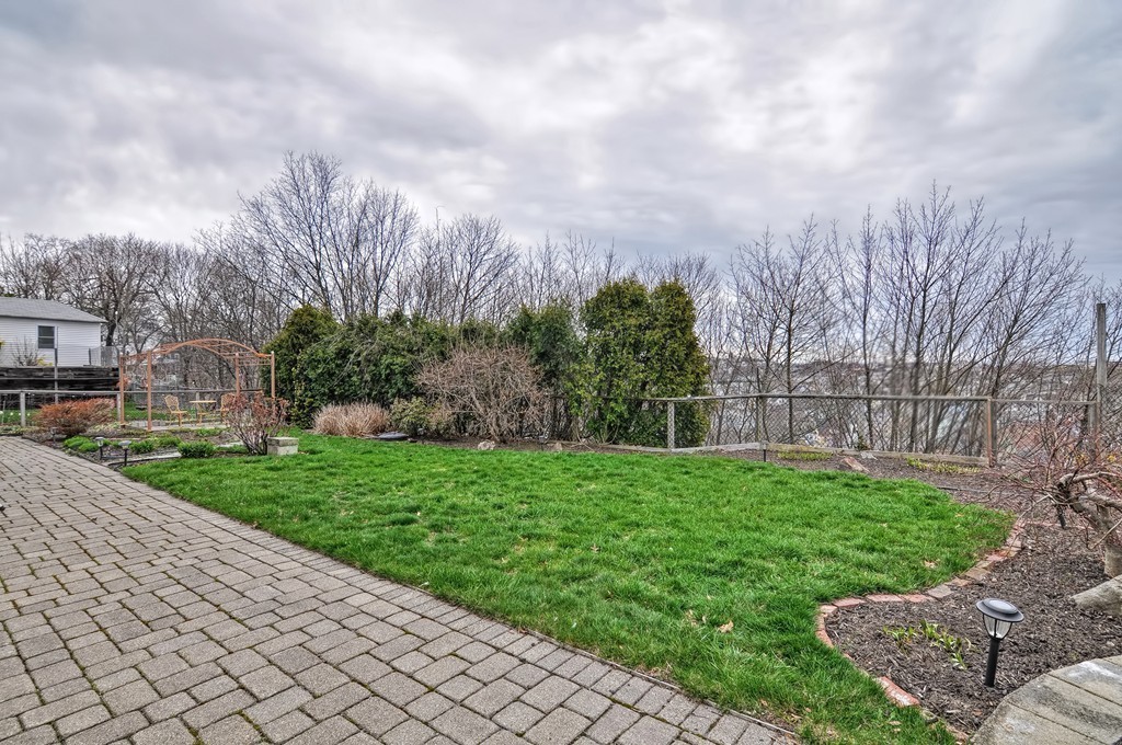 77 Bellevue Road Lynn, MA 01904 - Photo 27 of 30 Gallery Image 27