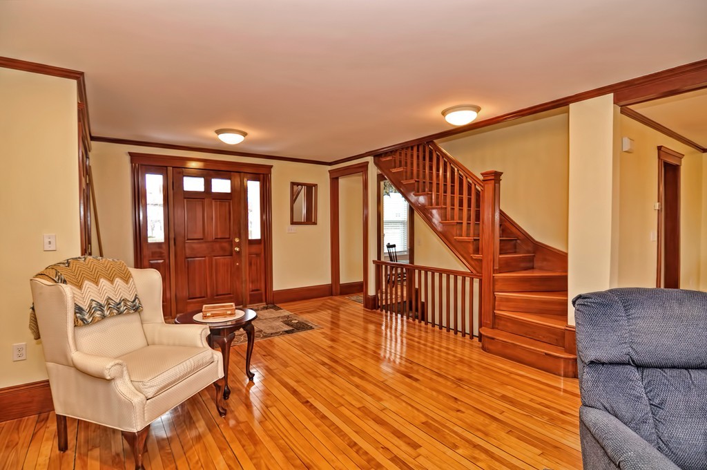 77 Bellevue Road Lynn, MA 01904 - Photo 5 of 30 Gallery Image 5