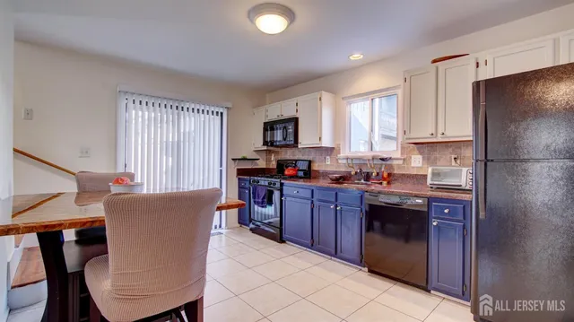 $515,000 | 20 Wisteria Court, Monmouth Junction, NJ 08852