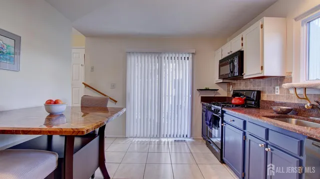 $515,000 | 20 Wisteria Court, Monmouth Junction, NJ 08852