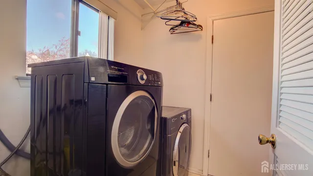 $515,000 | 20 Wisteria Court, Monmouth Junction, NJ 08852