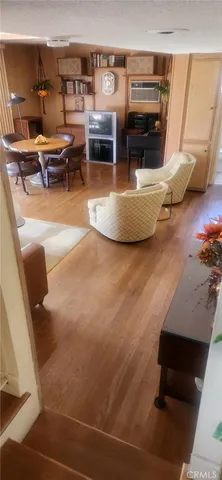 $965,000 | 804 East Clemmer Drive, Compton, CA 90221