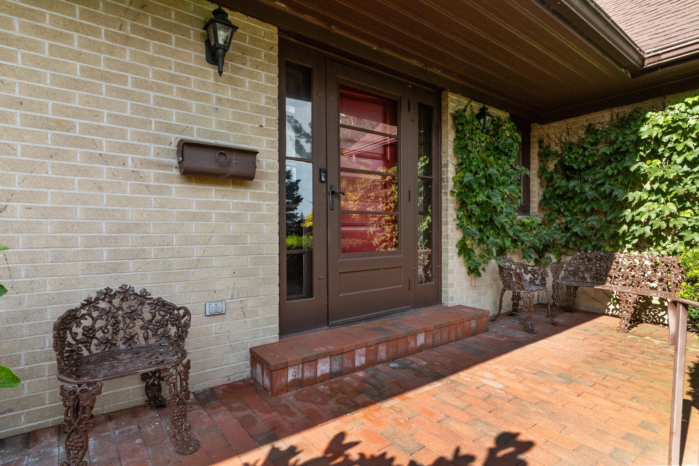 132 Brook Lane Delavan, WI 53115 - Photo 13 of 38 bb4