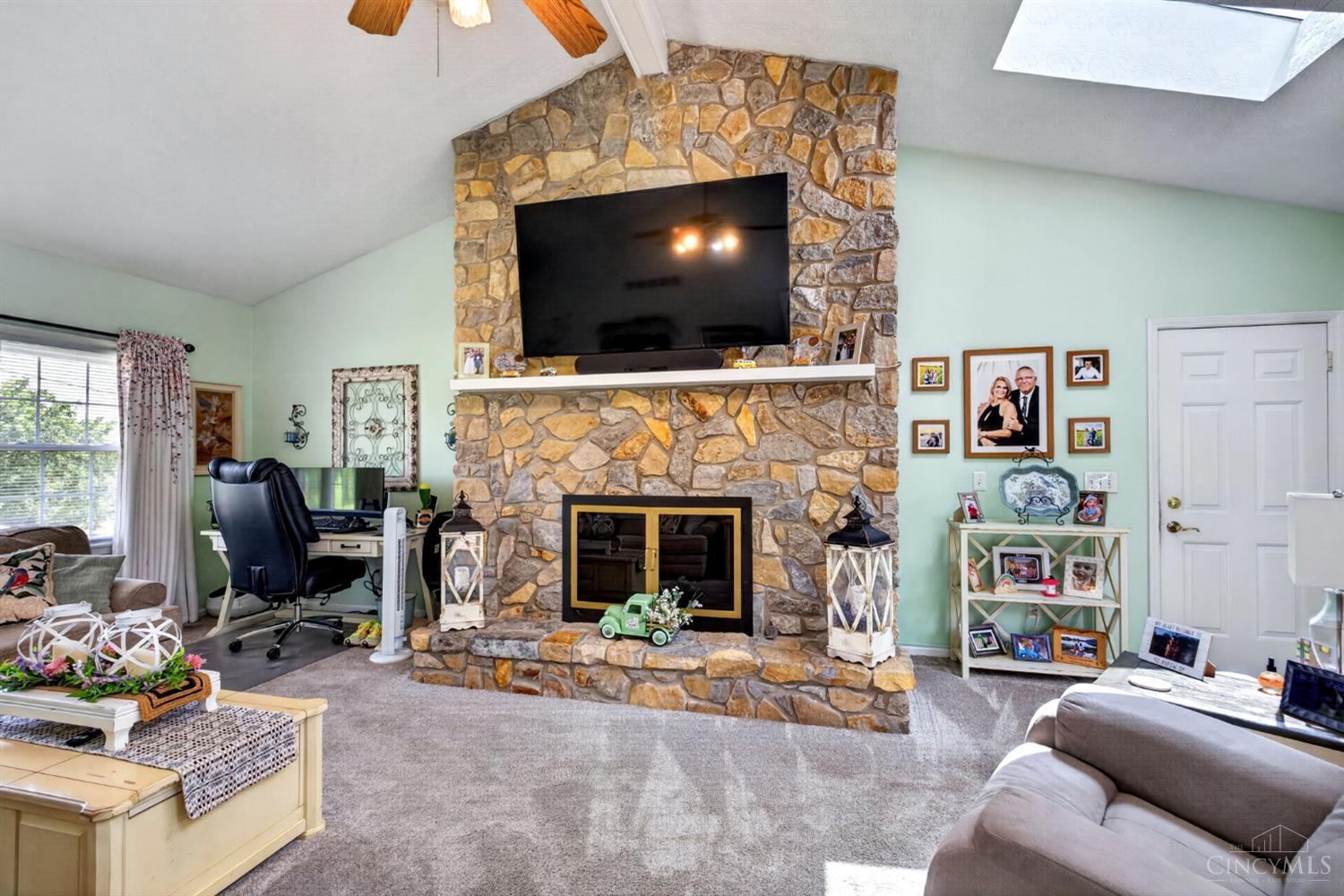 699 Columbia Road Hamilton, OH 45013 - Photo 3 of 41 Gallery Image 3