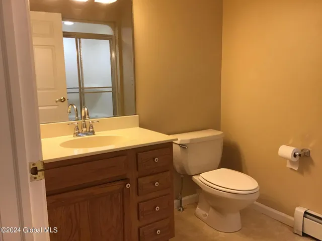 $1,700 | 16 Krieger Lane, Brunswick, NY 12180