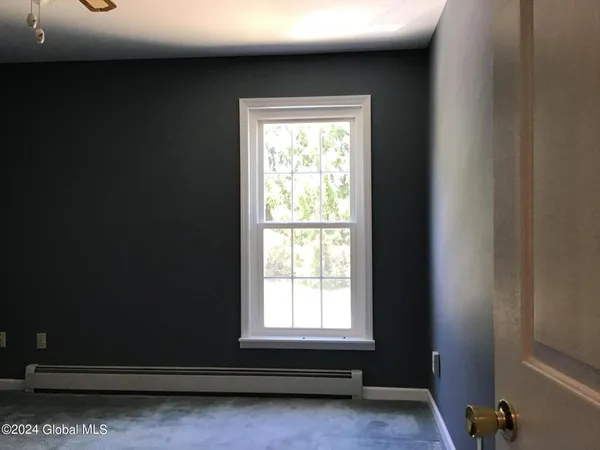 $1,600 | 16 Krieger Lane, Brunswick, NY 12180