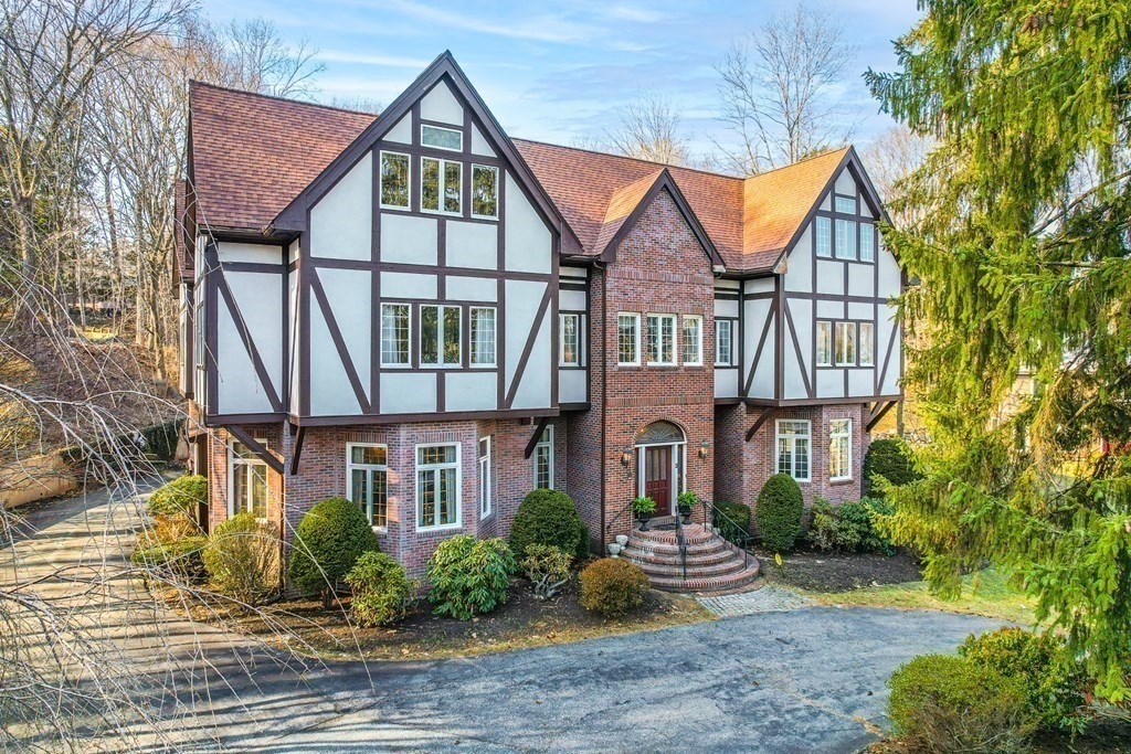 3 Myopia Road Winchester, MA 01890 - Photo 3 of 39 front view of a house