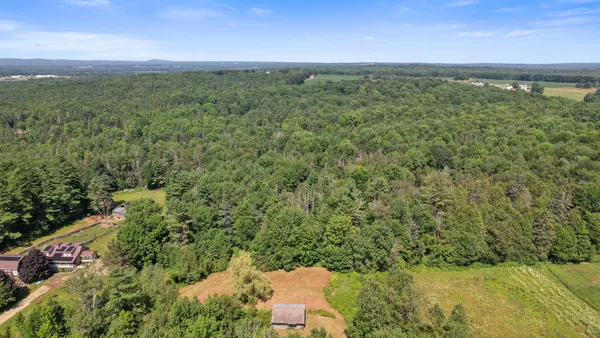 $79,500 | 1149 Avenue Road, Exeter, ME 04435