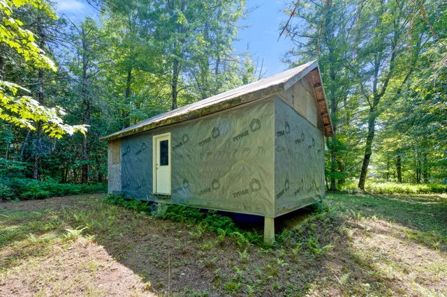 $84,999 | 1149 Avenue Road, Exeter, ME 04435