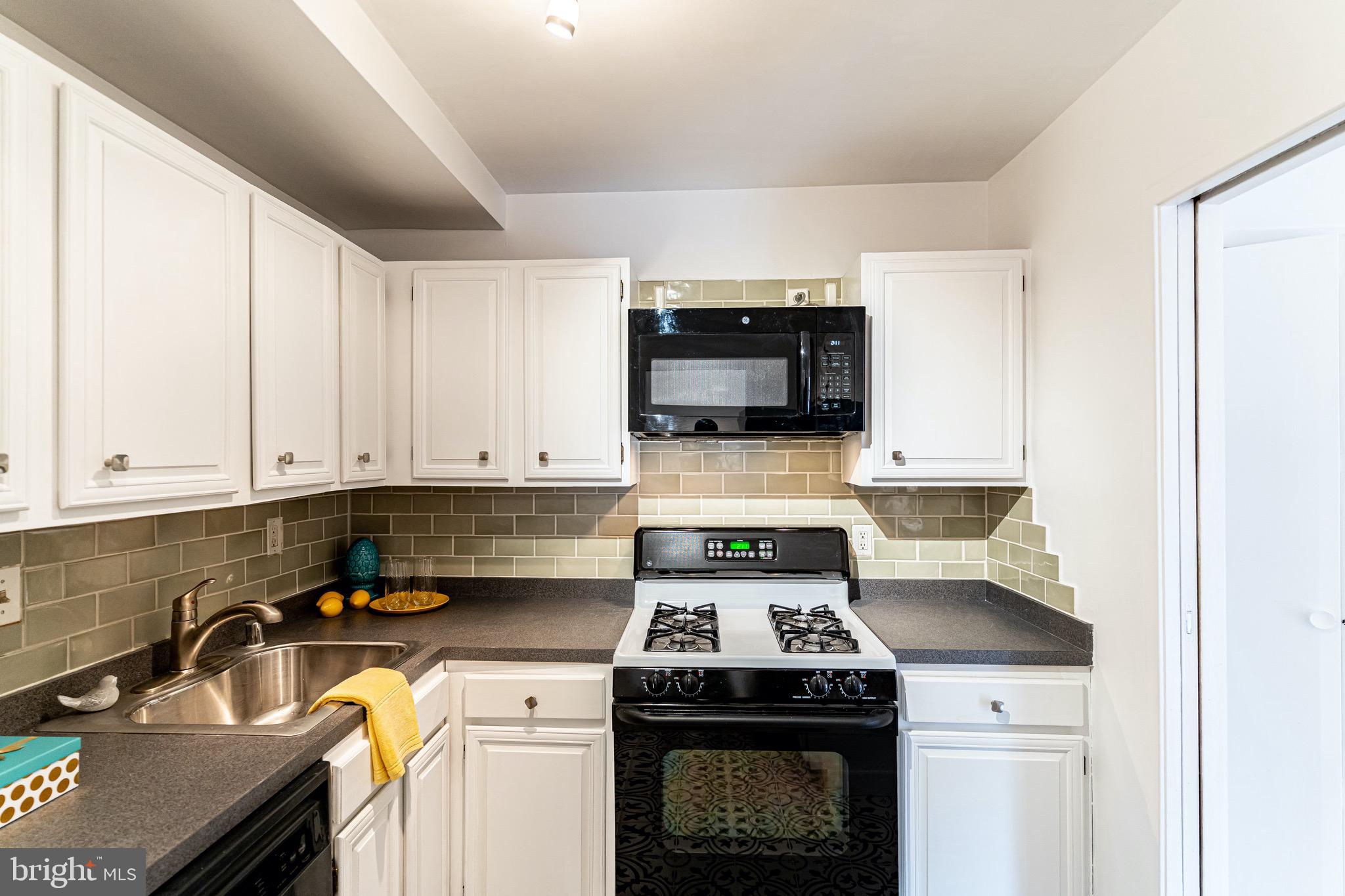 3900 Tunlaw Road Northwest, Unit 501 Washington, DC 20007 - Photo 21 of 47