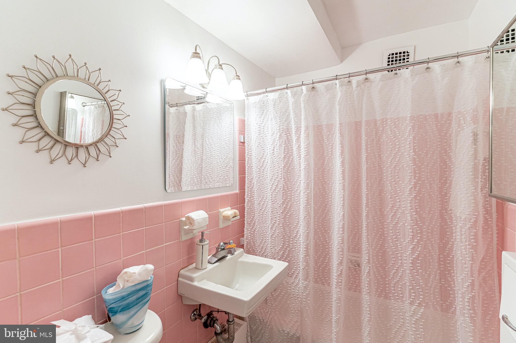 3900 Tunlaw Road Northwest, Unit 501 Washington, DC 20007 - Photo 31 of 47