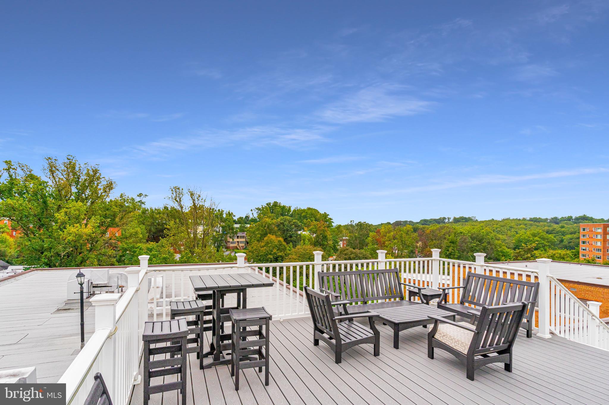 3900 Tunlaw Road Northwest, Unit 501 Washington, DC 20007 - Photo 38 of 47