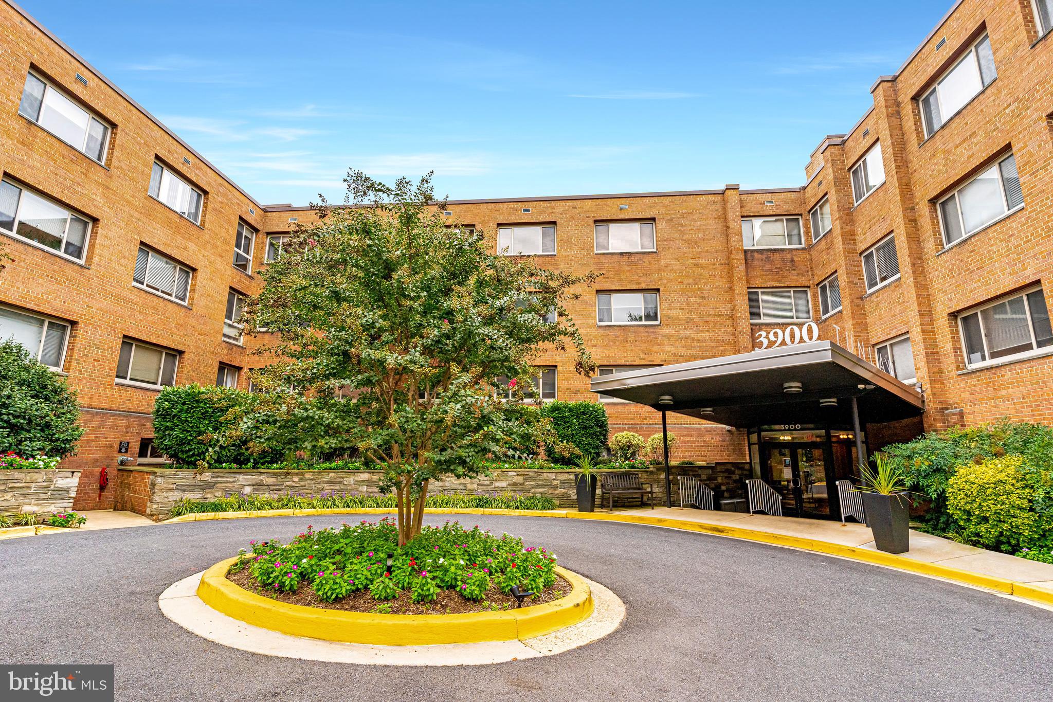 3900 Tunlaw Road Northwest, Unit 501 Washington, DC 20007 - Photo 44 of 47