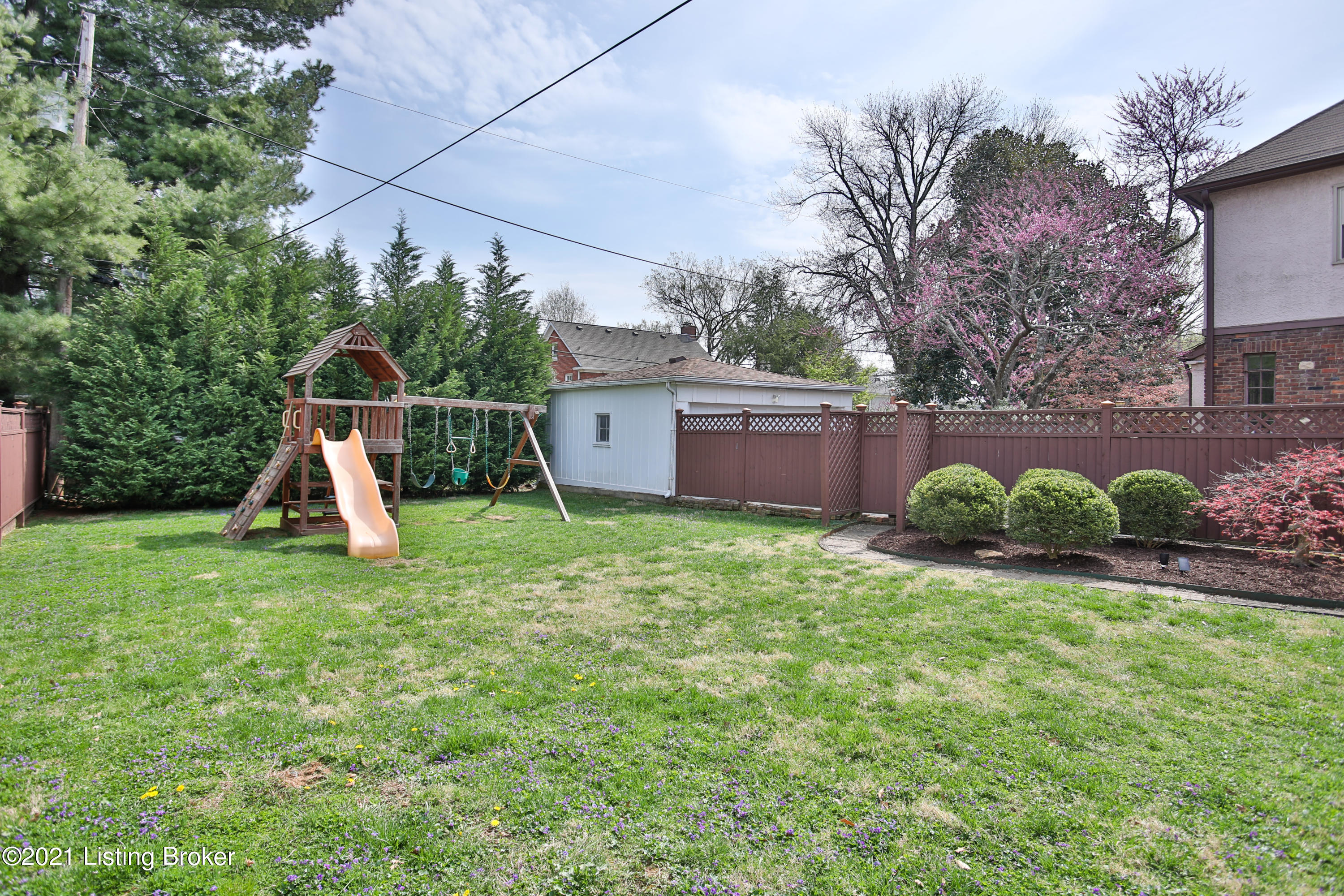 2311 Meadow Road Louisville, KY 40205 - Photo 36 of 42 Spacious yard