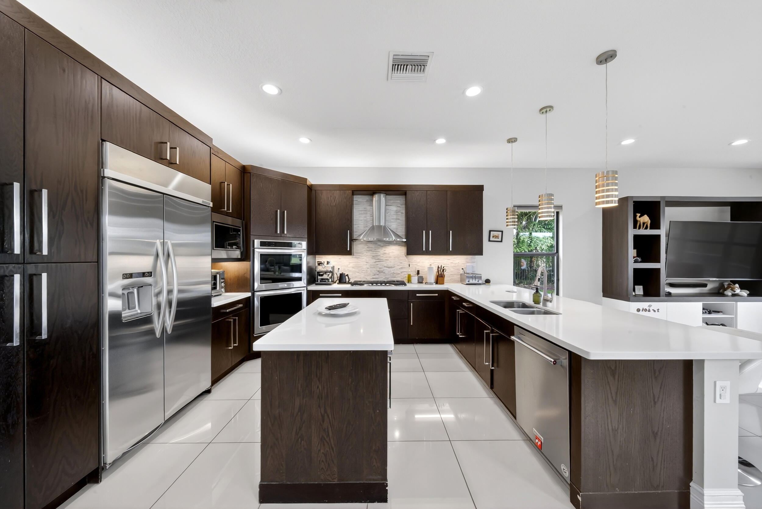 16829 Newark Bay Road Delray Beach, FL 33446 - Photo 16 of 78 Kitchen