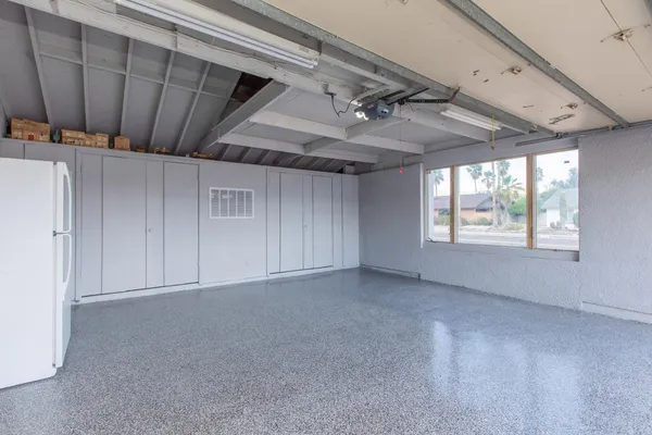 $2,950 | 2607 East Larkspur Drive, Phoenix, AZ 85032