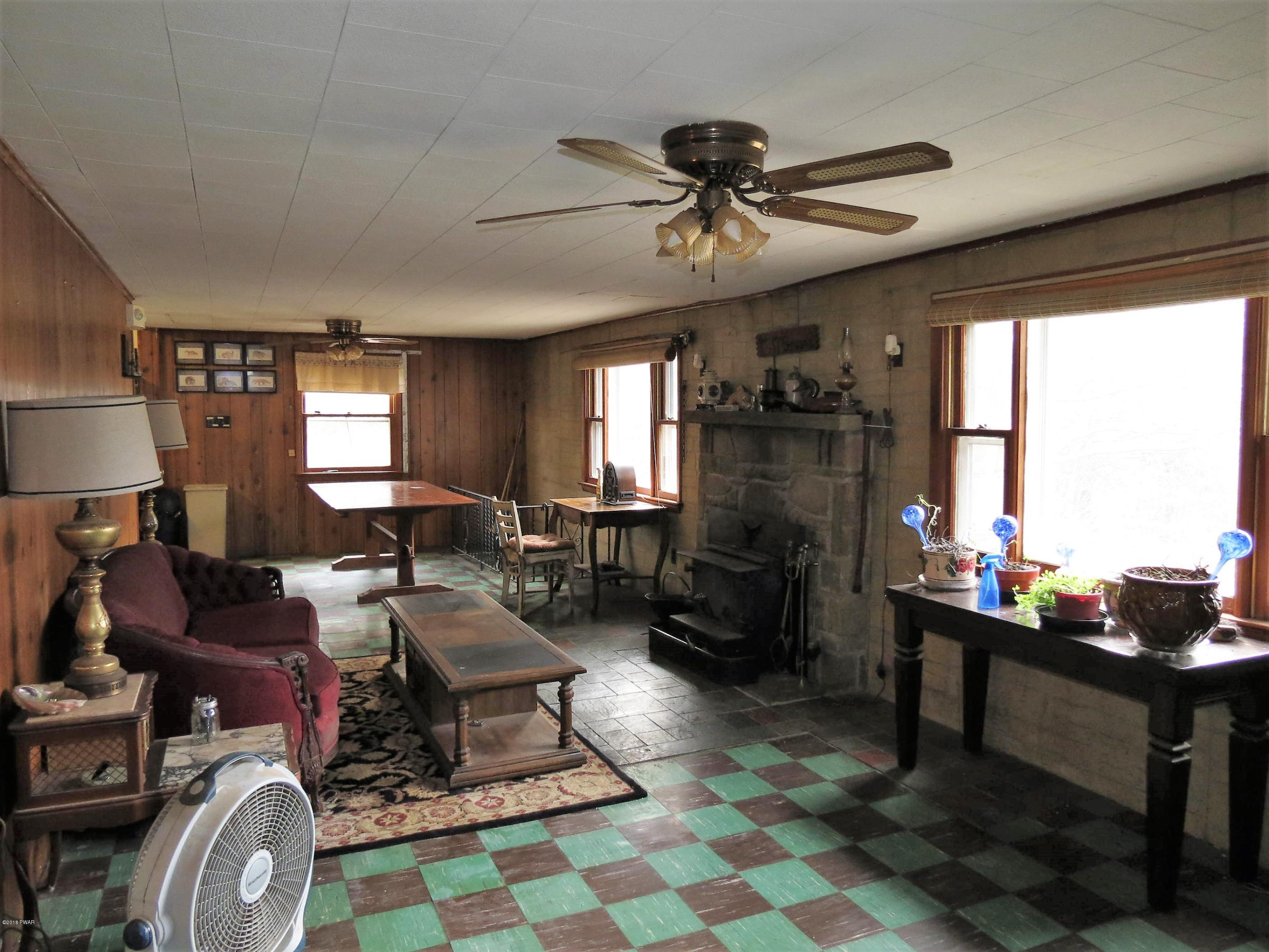 456 Twin Rocks Road Sterling, PA 18463 - Photo 7 of 13 IMG_0038