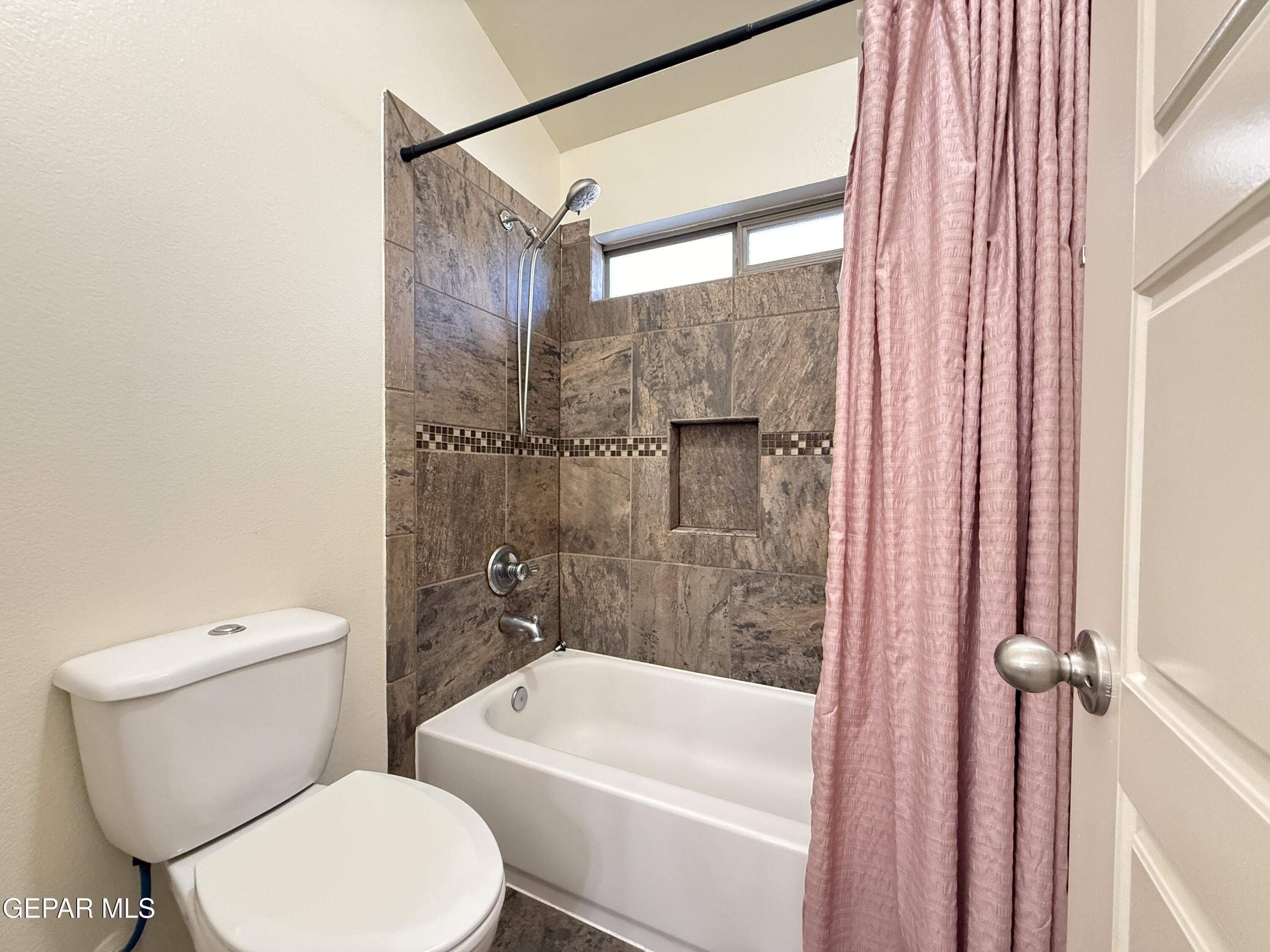 4933 Copper Ranch Avenue El Paso, TX 79934 - Photo 16 of 36 IMG_2448