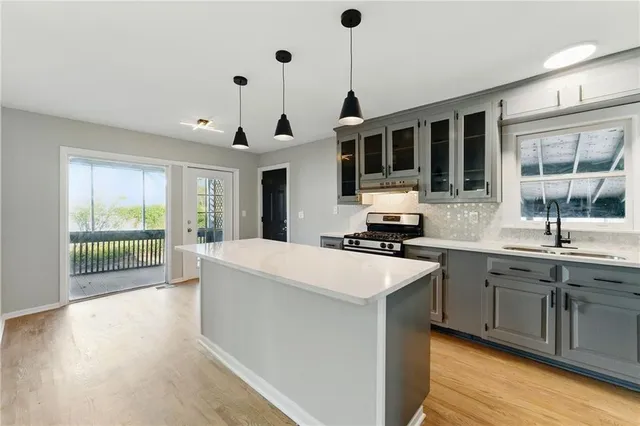 $2,550 | 10 Cochran Road Southeast, Marietta, GA 30060