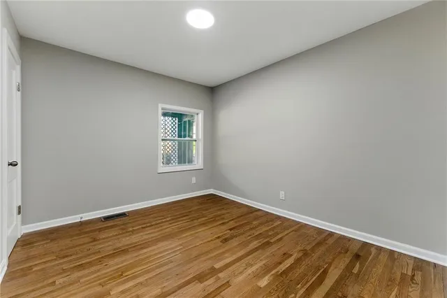 $2,550 | 10 Cochran Road Southeast, Marietta, GA 30060