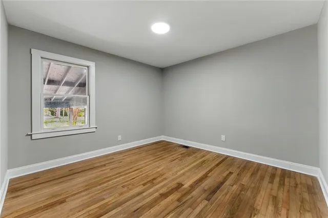 $2,550 | 10 Cochran Road Southeast, Marietta, GA 30060