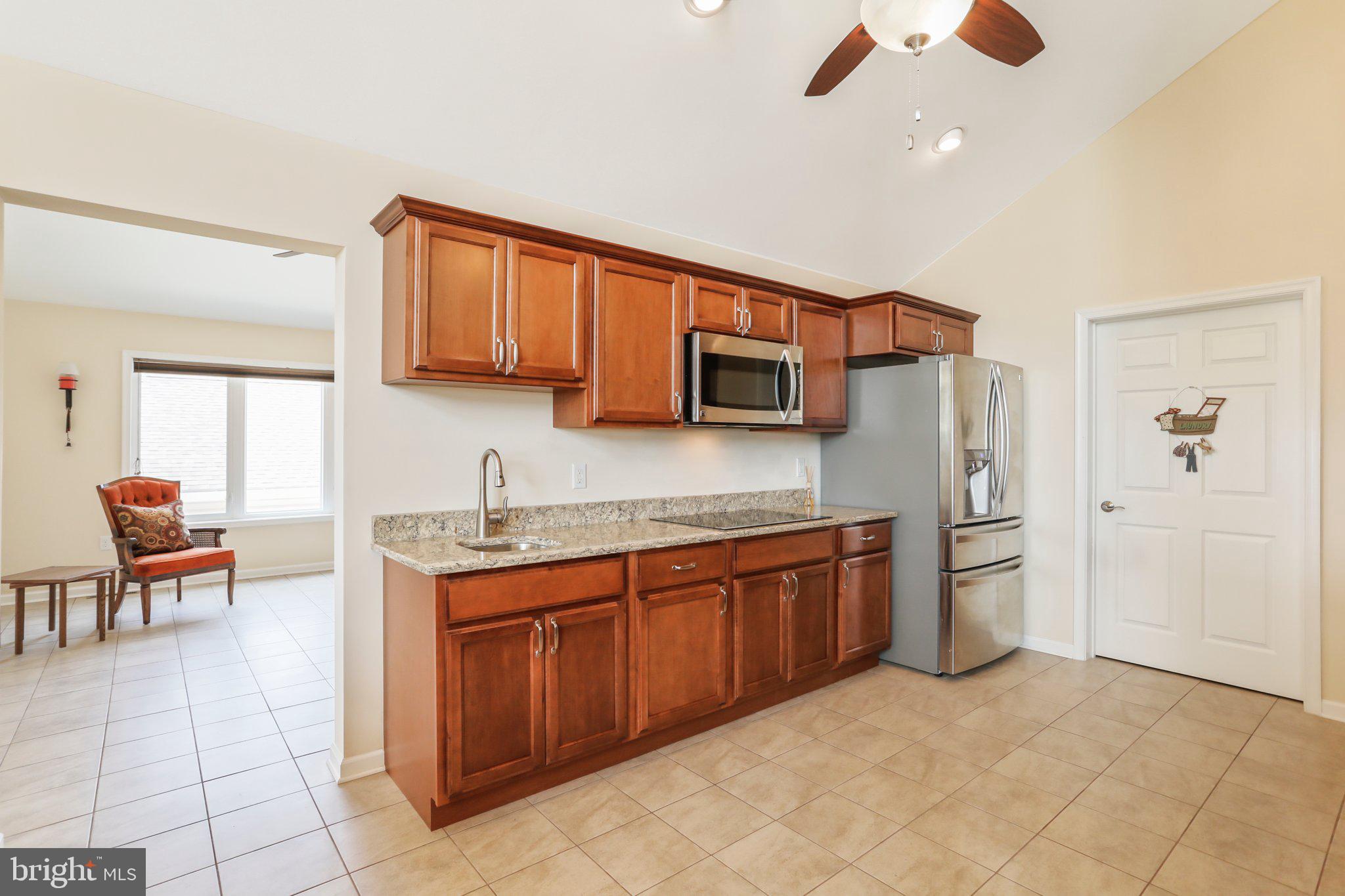 342 Moundbuilder Loop Hedgesville, WV 25427 - Photo 24 of 81 Cooktop, Upgraded Kenmore Appliances in Kitchen!