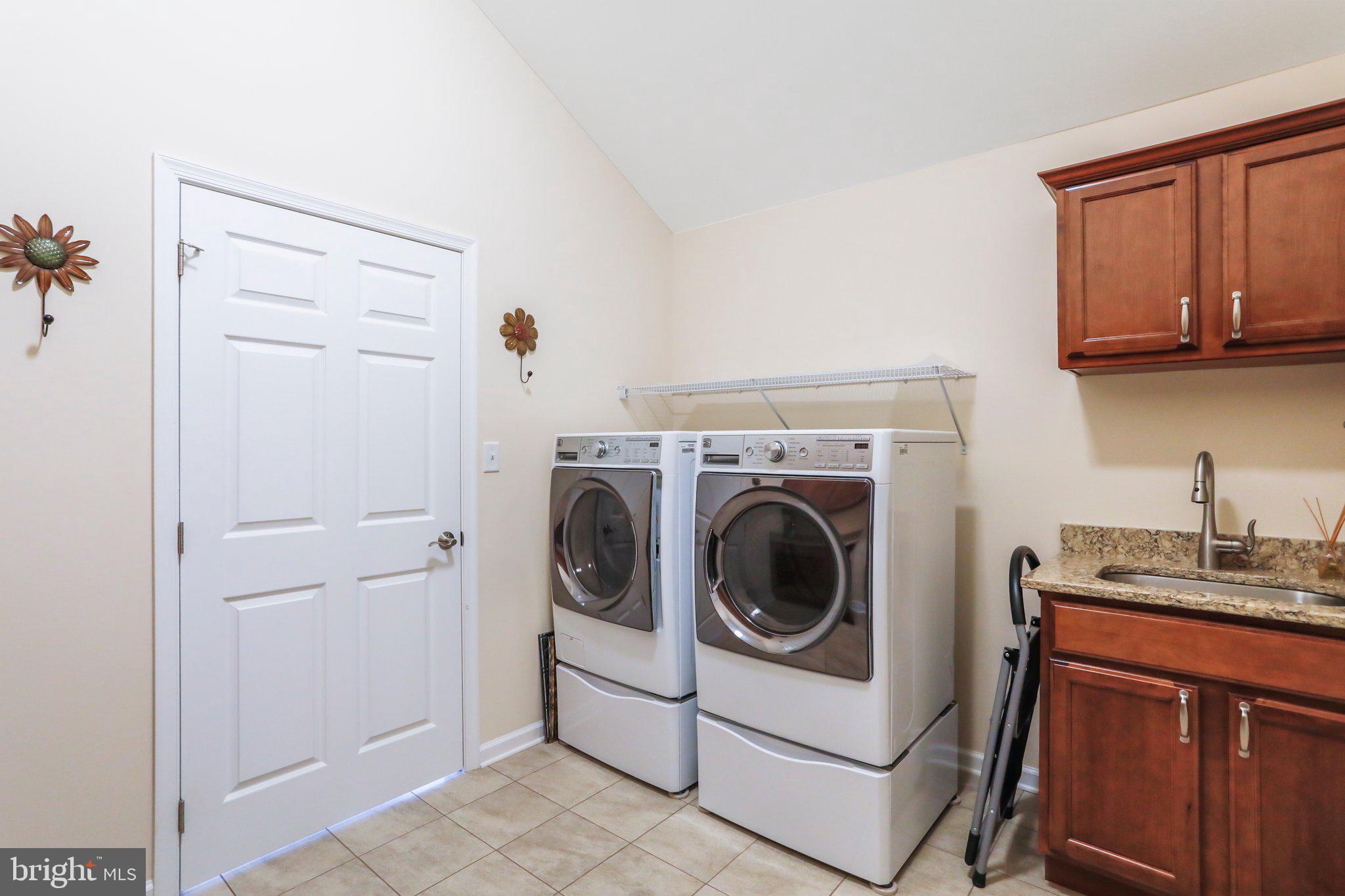 342 Moundbuilder Loop Hedgesville, WV 25427 - Photo 29 of 81 Laundry Sink Available in huge laundry room!