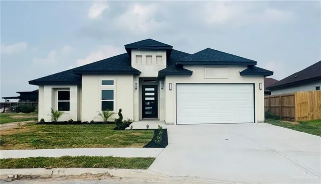 $299,000 | 502 Pearl Street, Edinburg, TX 78542