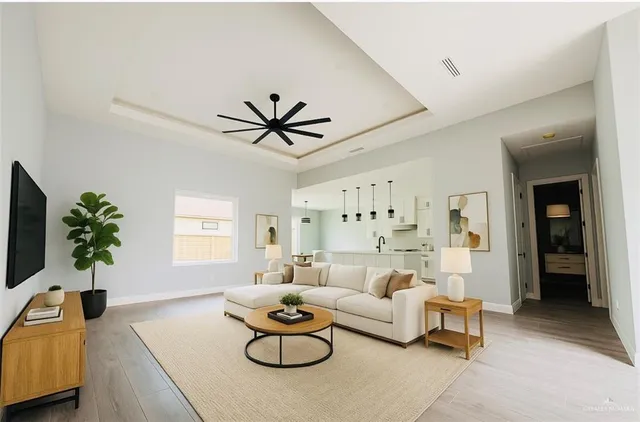 $299,000 | 502 Pearl Street, Edinburg, TX 78542