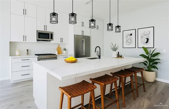 $299,000 | 502 Pearl Street, Edinburg, TX 78542