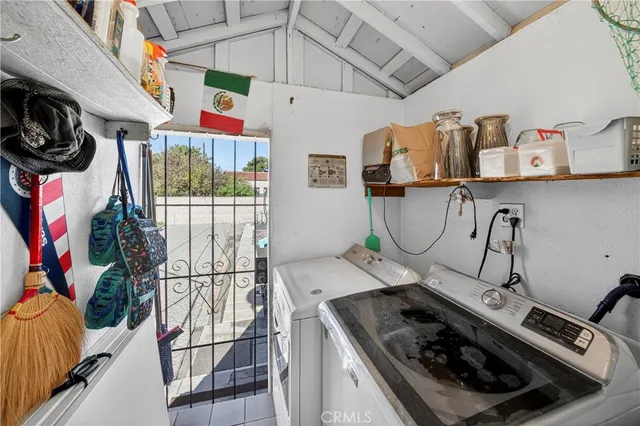 $849,000 | 707 West La Verne Street, Anaheim, CA 92805