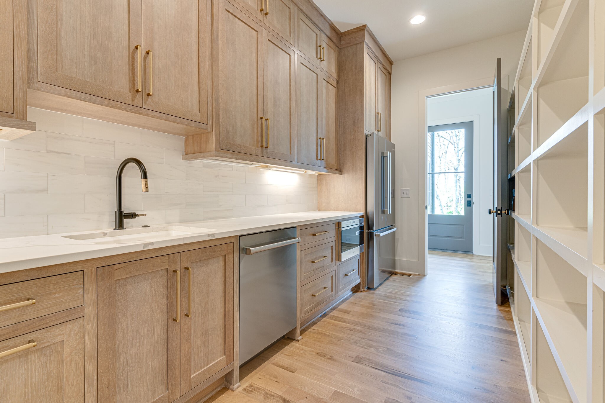 6212 Hickory Valley Road Nashville, TN 37205 - Photo 11 of 41