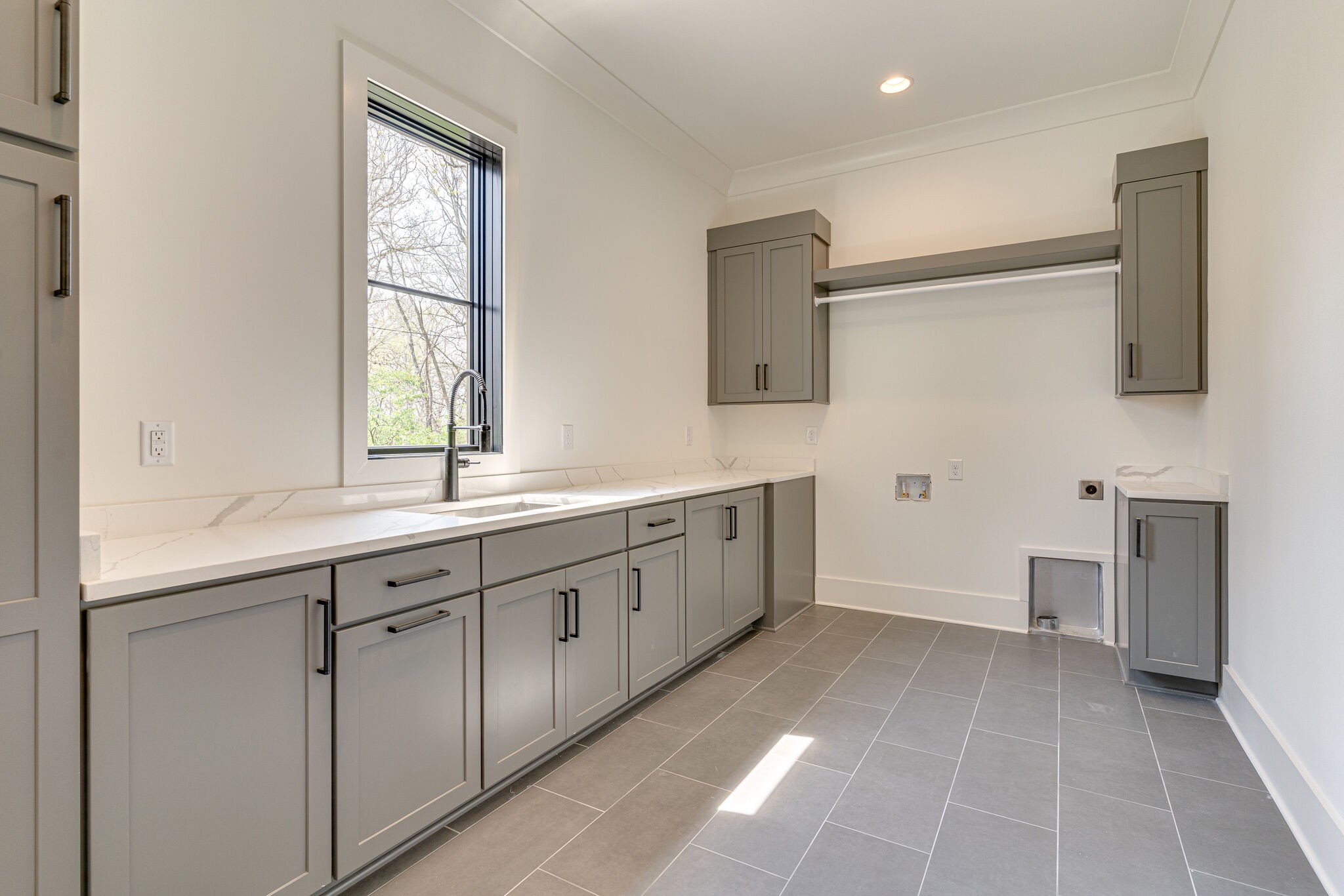 6212 Hickory Valley Road Nashville, TN 37205 - Photo 25 of 41