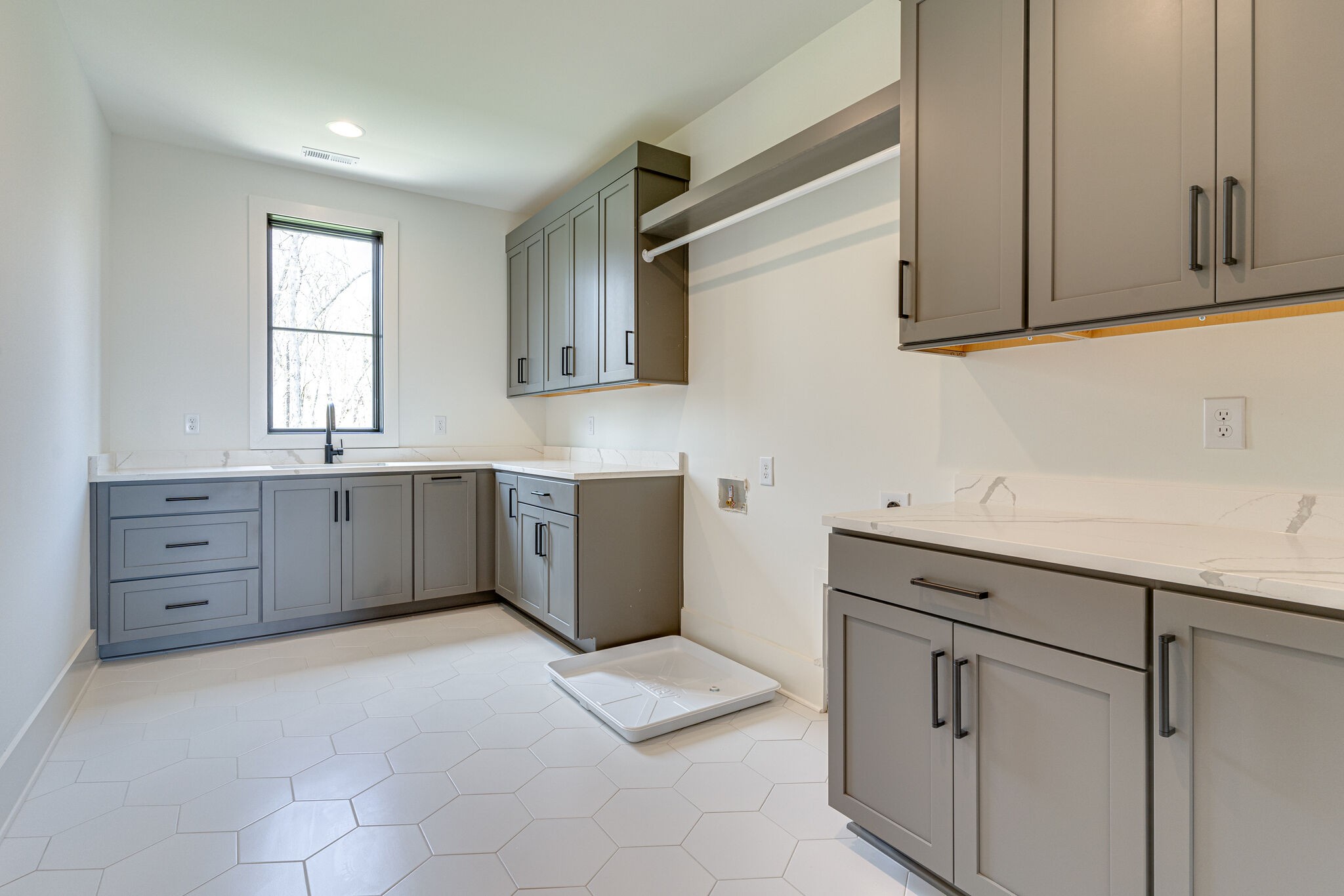 6212 Hickory Valley Road Nashville, TN 37205 - Photo 36 of 41