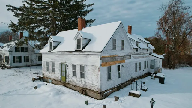 $145,000 | 12 Main Street, Porter, ME 04068