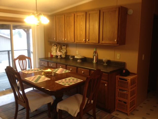 645 Cook Road Portland, TN 37148 - Photo 9 of 20 Dining room has nice natural light to sit and have your morning coffee. Plenty of additional cabinetry for all your needs