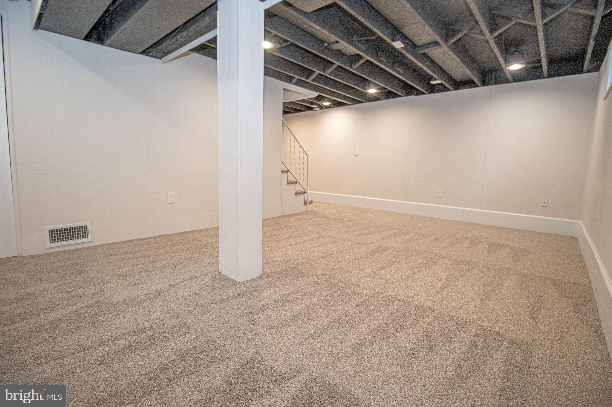 232 Kenwood Road Pasadena, MD 21122 - Photo 35 of 49 Gallery Image 35