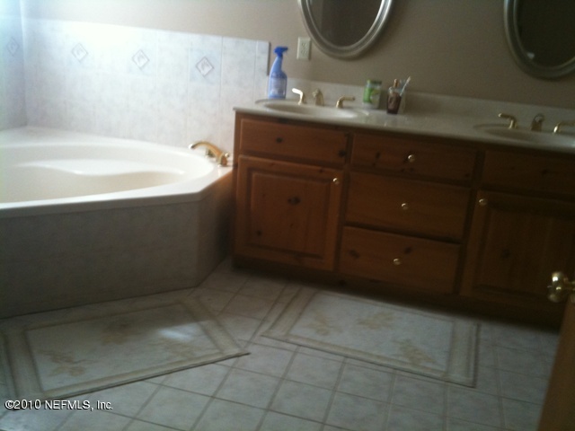 5103 Carter Spencer Road Middleburg, FL 32068 - Photo 7 of 7 BATHROOM