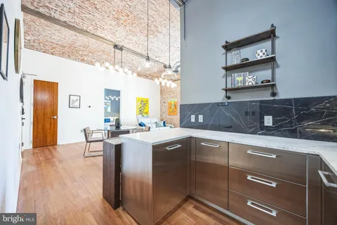 $598,000 | 105 South 12th Street, Unit 402, Philadelphia, PA 19107