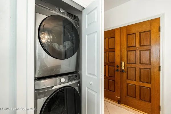 $3,300 | 333 North Atlantic Avenue, Unit 207, Cocoa Beach, FL 32931