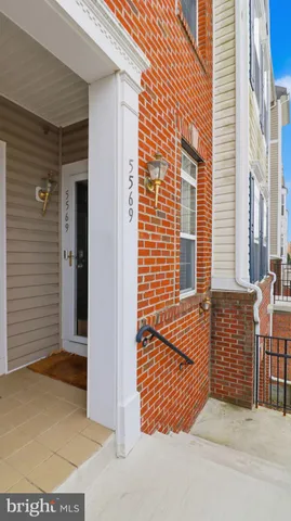 $349,995 | 5569 Lanier Avenue, Unit 379, Suitland, MD 20746