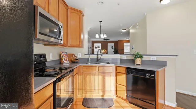 $349,995 | 5569 Lanier Avenue, Unit 379, Suitland, MD 20746