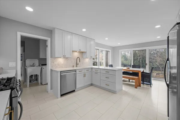 $825,000 | 1145 Melvin Drive, Highland Park, IL 60035