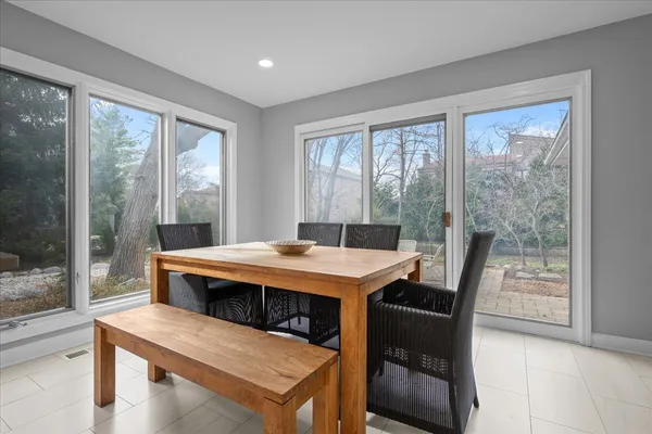 $825,000 | 1145 Melvin Drive, Highland Park, IL 60035