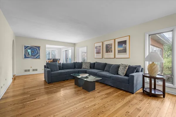$825,000 | 1145 Melvin Drive, Highland Park, IL 60035
