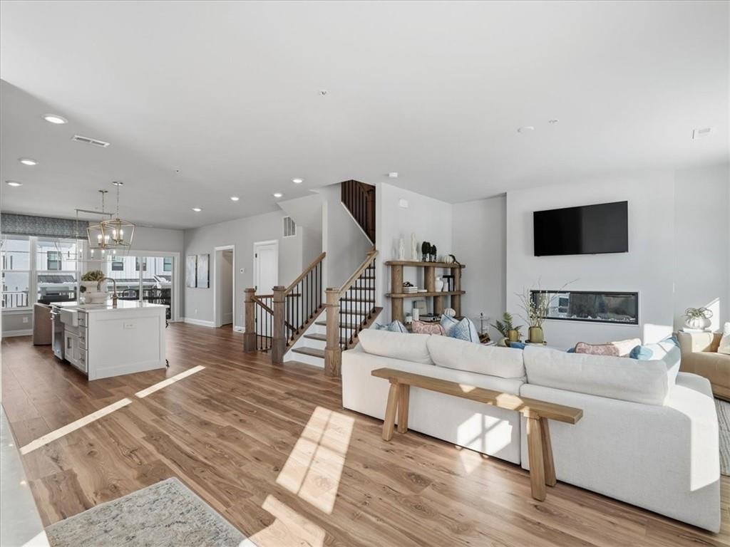 121 Quail Run Road Venetia, PA 15367 - Photo 7 of 24